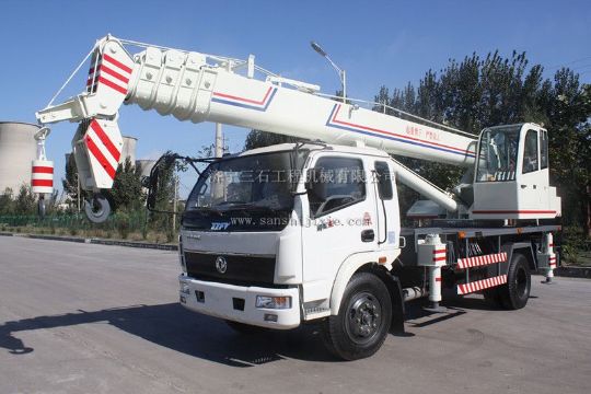 點擊查看詳細信息<br>標題：12-16噸汽車吊 閱讀次數(shù)：4790